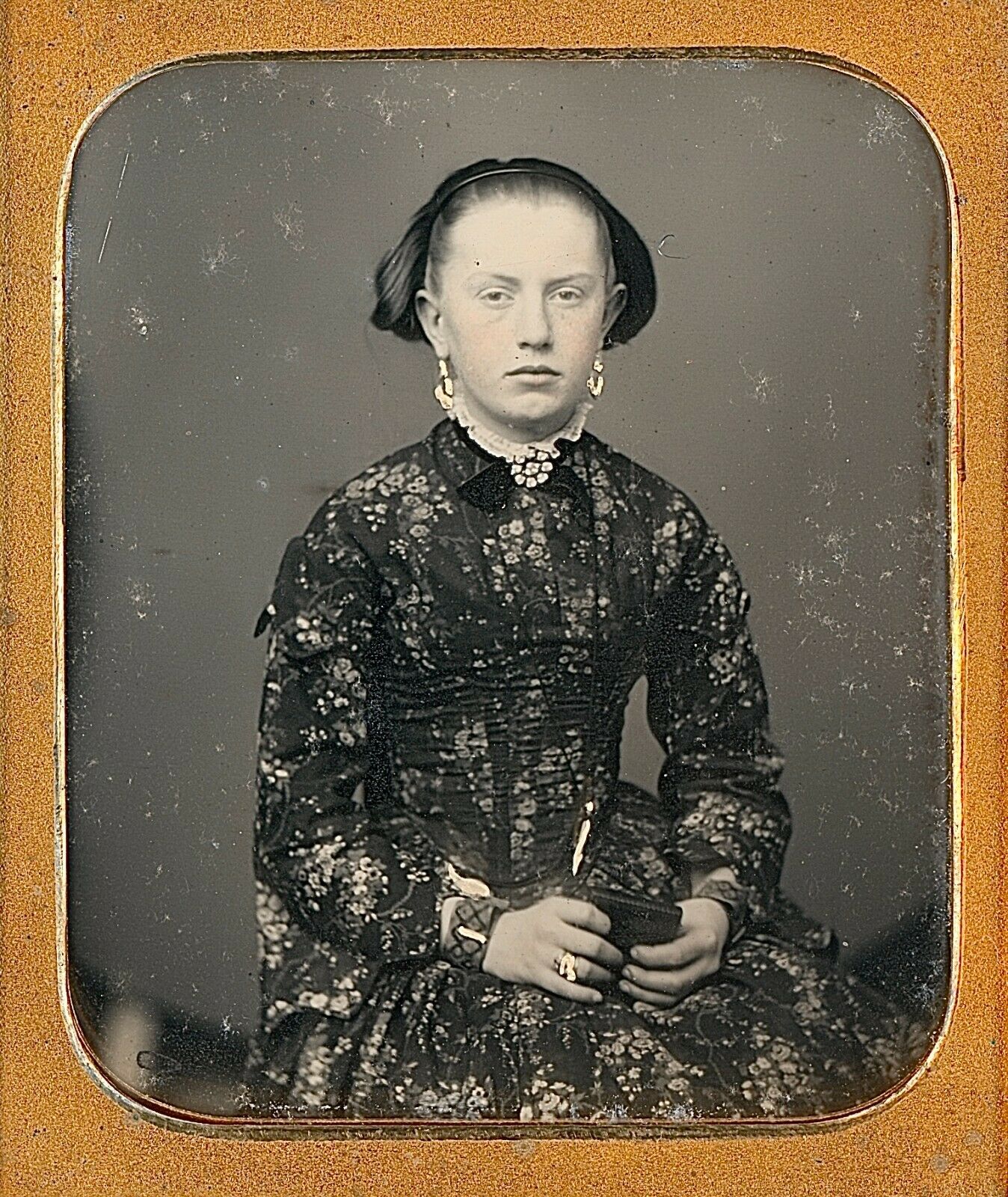 Pretty Young Lady Wearing Floral Dress Gold Jewelry 1/6 Plate Daguerreotype H104