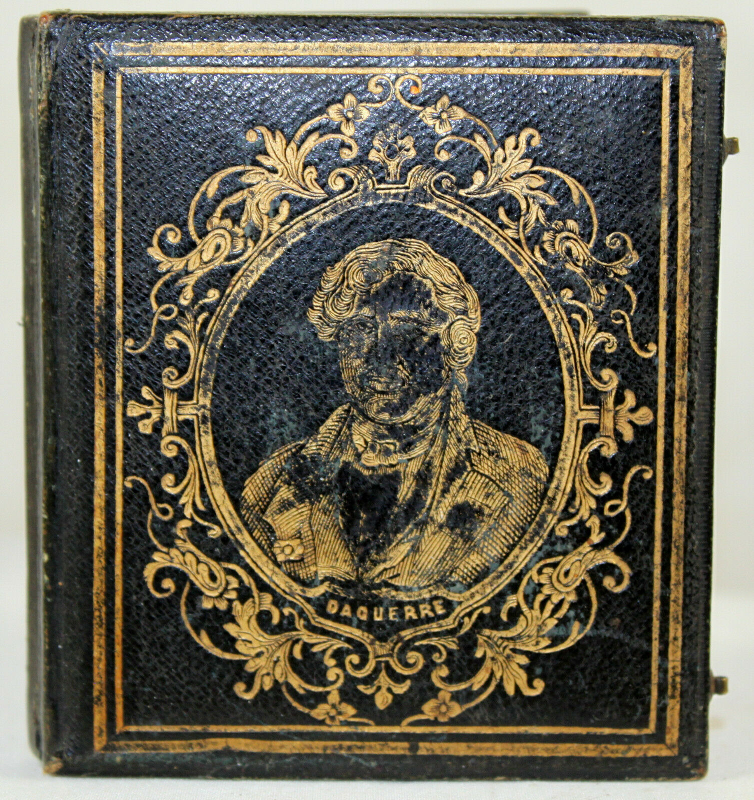 Rare Daguerre Portrait Case