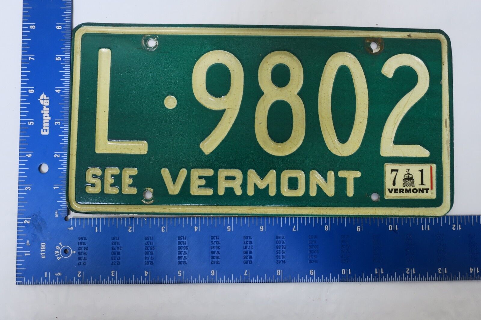 1971 71 Vermont Vt License Plate Tag #l-9802   Vermont Area Code 802